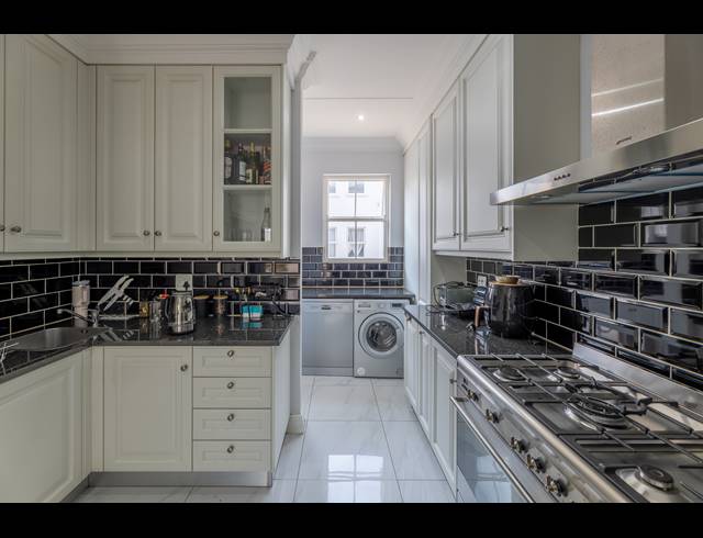 3 BEDROOM TOWNHOUSE FOR SALE IN BRYANSTON